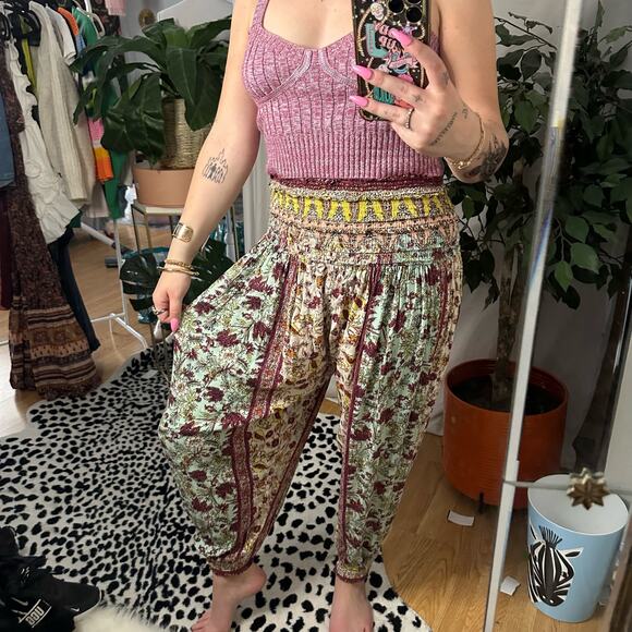 Free People Marla Printed Harem Pants in Meadow Boho Size Large - Picture 6 of 6